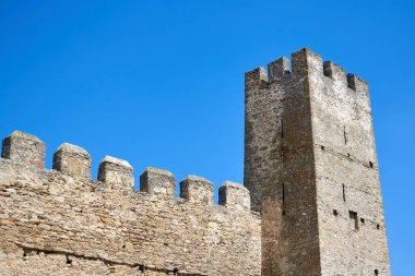 Ukrayna 'daki antik taş Akkerman kalesinin duvarları, tarihi eser..
