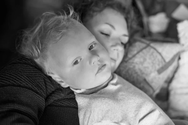 Mom Her Little Son Have Good Time Home Moment Tenderness — Stock Photo, Image