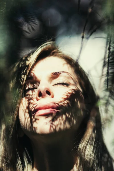 Close Portrait Young Woman Fern Leaf Shadow Face Nature Concept — Stock Photo, Image