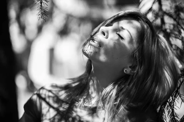 Close Monochrome Portrait Young Woman Fern Leaf Shadow Face Nature — Stock Photo, Image