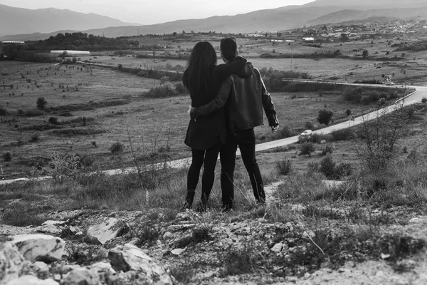 Monochrome Shot Beautiful Couple Love Posing Outdoor Daytime — Stock Photo, Image