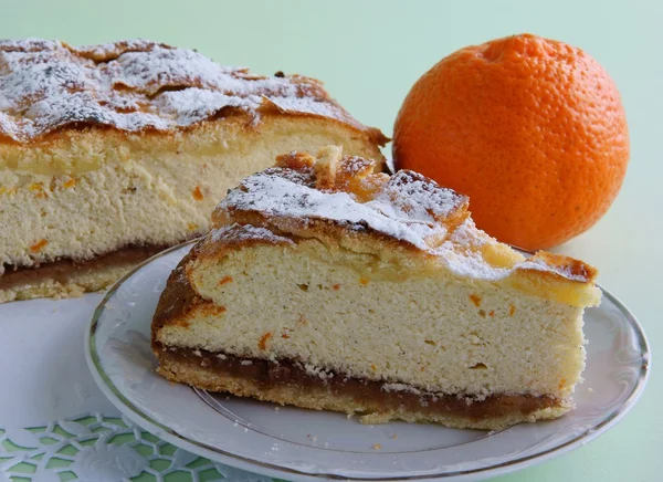 치즈 케이크와 오렌지 — 스톡 사진