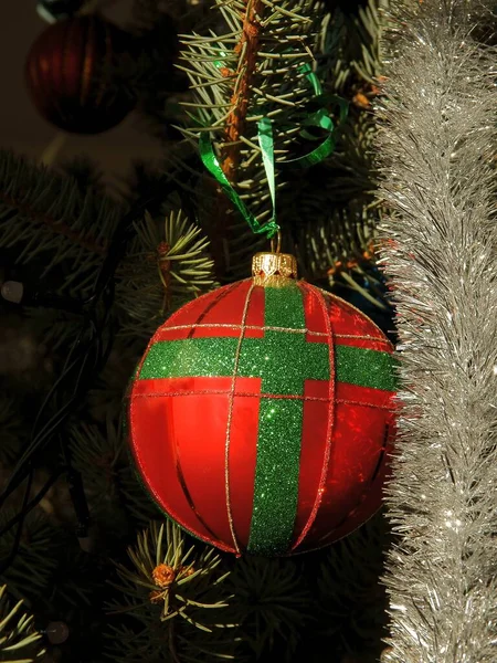 Jolies Boules Verre Multicolores Brillantes Comme Ornement Arbre Noël — Photo