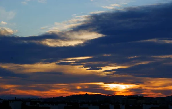 Herrlicher Sonnenuntergang Als Malerisches Phänomen Abend — Stockfoto