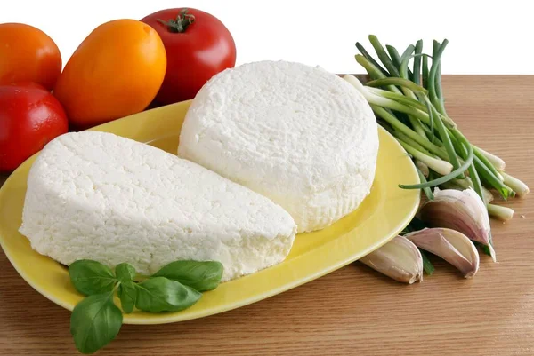 Kahvaltı Için Beyaz Inek Sütlü Süzme Peynir — Stok fotoğraf