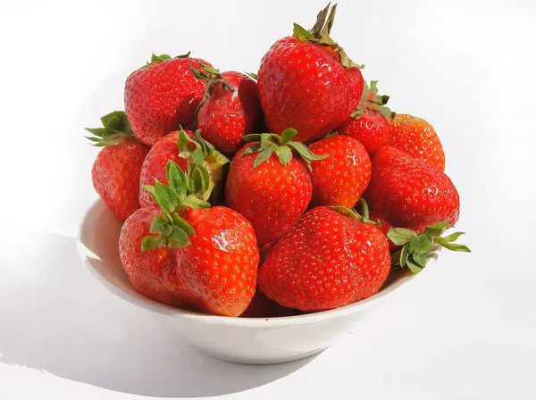 Rote Geschwemmte Früchte Erdbeeren Aus Nächster Nähe — Stockfoto