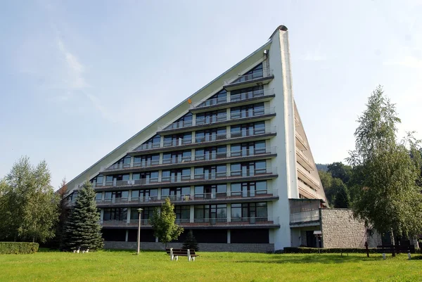 Modern pyramidal building of sanatory in Ustron — Stock Photo, Image