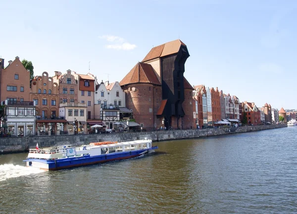 Rivière Motlawa, grue portuaire à Gdansk — Photo