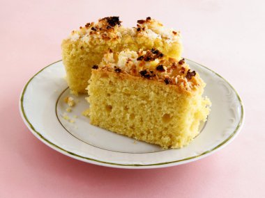 Hindistan cevizli kek lezzetli tatlı olarak