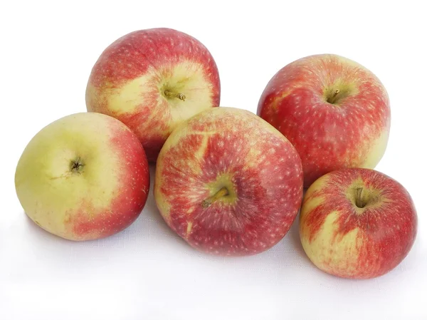 Rode smakelijke appels — Stockfoto