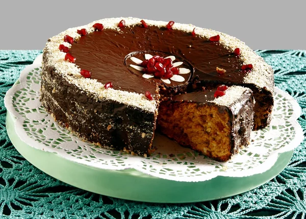 Datums taart met chocolade suikerglazuur — Stockfoto