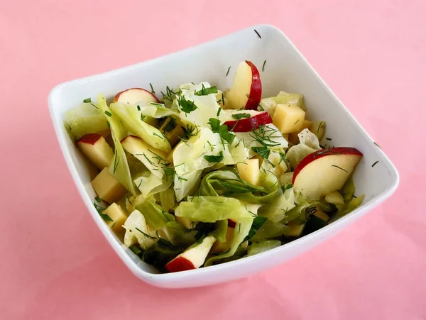 Çok renkli sebze salatası — Stok fotoğraf