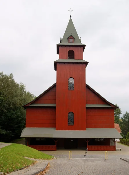 Katholieke kerk in Ustron stad — Stockfoto