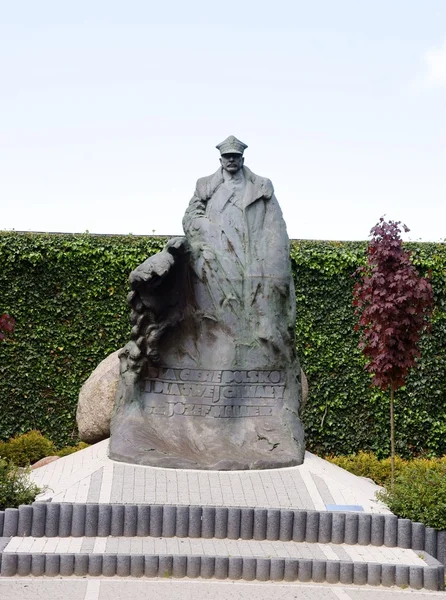 Monumento al famoso general polaco Haller Joseph en la ciudad de Wladyslawowo —  Fotos de Stock