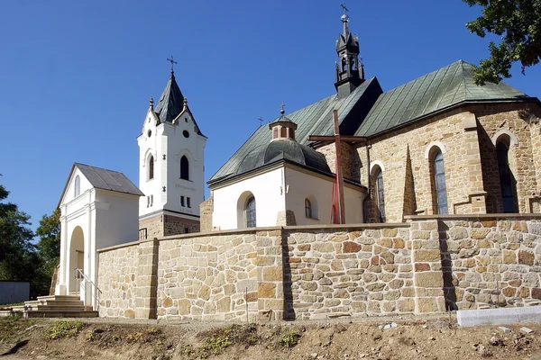 Stary kościół w Biezdziedza wieś w pobliżu Jasła — Zdjęcie stockowe