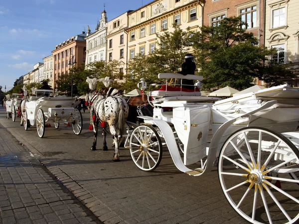 Cabine tradizionali di Cracovia nella piazza principale del mercato — Foto Stock