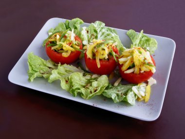 doldurulmuş domates wirh biber ve armut