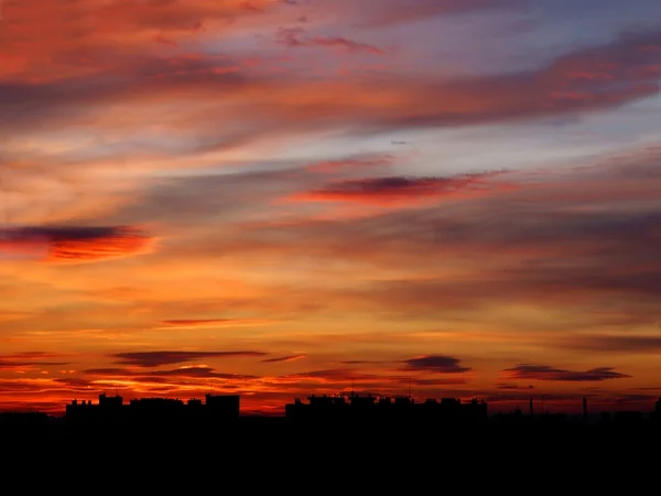 Multicolor clouds of  phenomenon sunrice — Stock Photo, Image