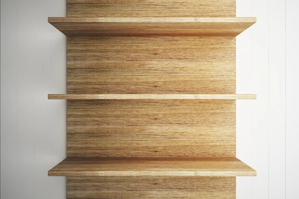 Trähyllor på trä vägg bakgrund — Stockfoto