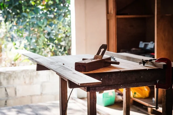 Tablo ve marangoz aracı closeup