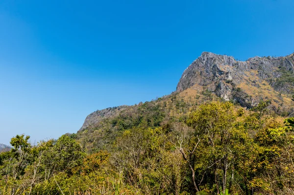 Montaña de Doi Luang Parque natural de Chiang Dao Paisaje, Chiang —  Fotos de Stock