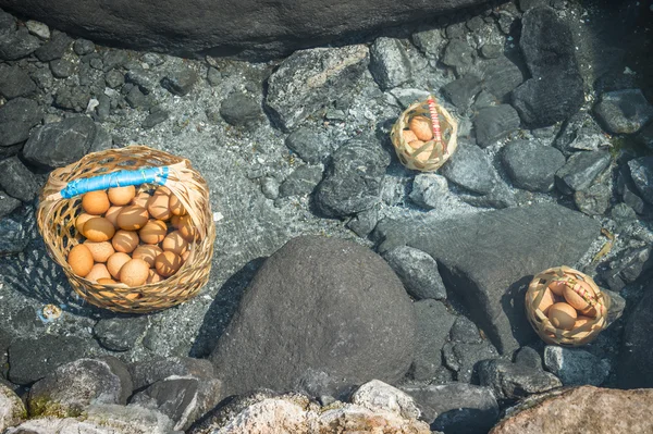 温泉でゆで卵,タイのビジネス旅行 — ストック写真