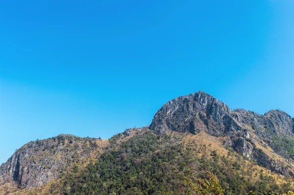 Bergen van Doi Luang Chiang Dao natuurpark landschap, Chiang — Stockfoto