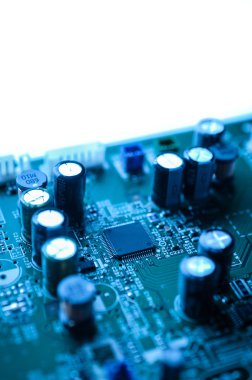 Chip ve elektronik panosuna kapasitesi
