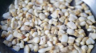 Çiğ Yağ Yağı ya da Yağ Doku Pişirme İçeriğinin Yakın Çekimi