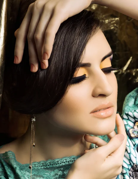 Portrait of  woman with makeup — Stock Photo, Image