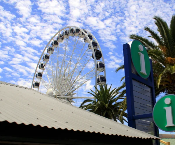 Rueda de Big Ferris en Ciudad del Cabo — Foto de Stock