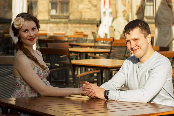 A young couple — Stock Photo, Image