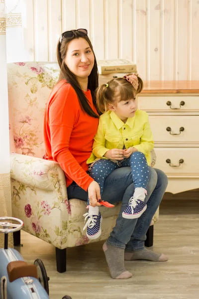 Mère avec sa petite fille — Photo