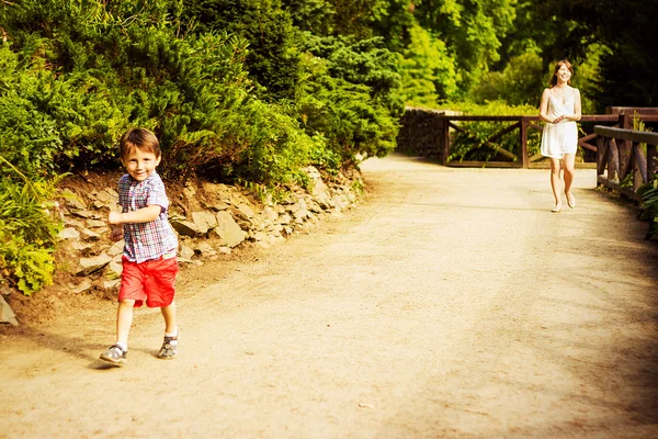 Little boy with his mother — Stock Photo, Image