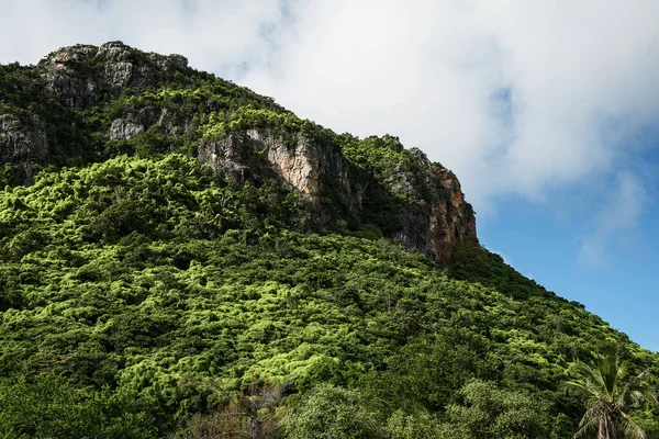 Montañas Acantilados Cielos Azules Temporada Lluvias Tailandia —  Fotos de Stock