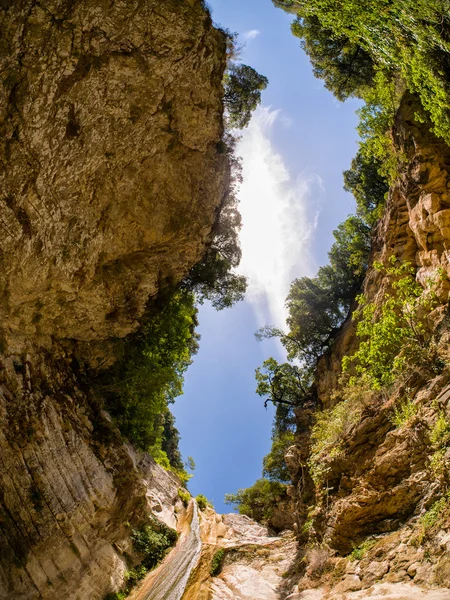 Beautiful small waterfall — Stock Photo, Image