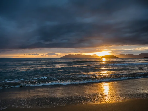 Bellissimo tramonto sull'isola di Zante — Foto Stock