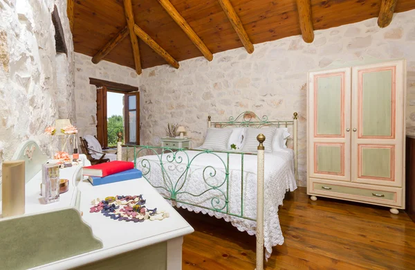 Роскошные традиционные спальни — стоковое фото