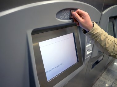 el eklemek euro üzerinde bir satış makinesi