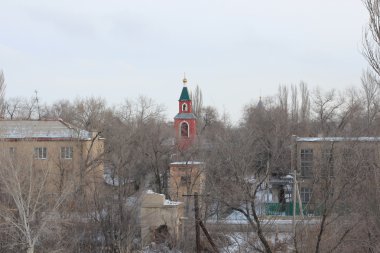 Köydeki eski kilise.