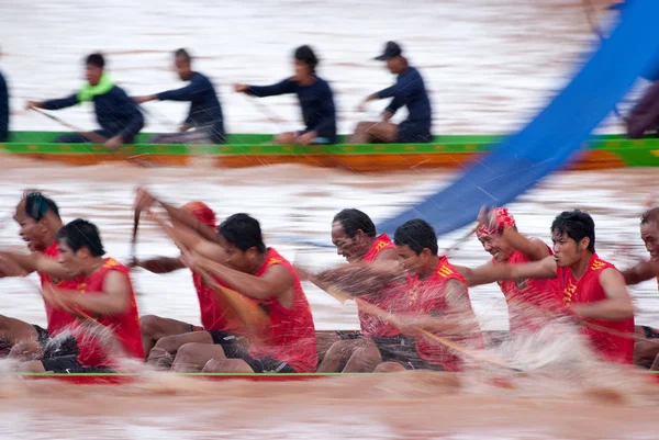 Båt racing i Pichit, Thailand — Stockfoto