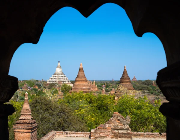 Pagody i świątynie w Bagan — Zdjęcie stockowe