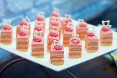 Lezzetli kanepe tabağı