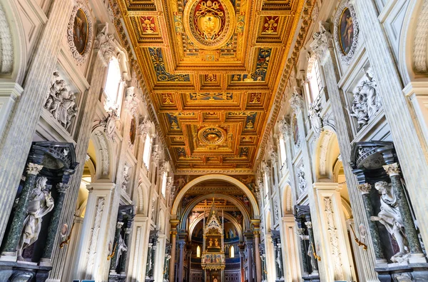 拉特兰教堂，罗马意大利 — 图库照片