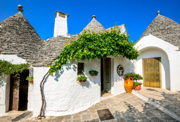 Alberobello, apulien, italz — Stockfoto