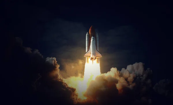 Űrsikló Felszáll Űrbe Kép Elemeit Nasa Bocsátotta Rendelkezésre — Stock Fotó