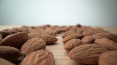 Ekstrem makro, badem tanelerinin son hareketi, vejetaryenler ve besleyici yiyecekler için. Biyolojik olarak saf..