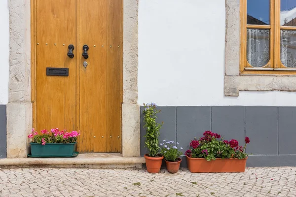 Elements of the old house in the town of Tavira. Portugal. — Stock Photo, Image