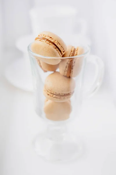 Macarons Dans Verre Transparent Pâtes Caramel Plat Léger Avec Dessert — Photo