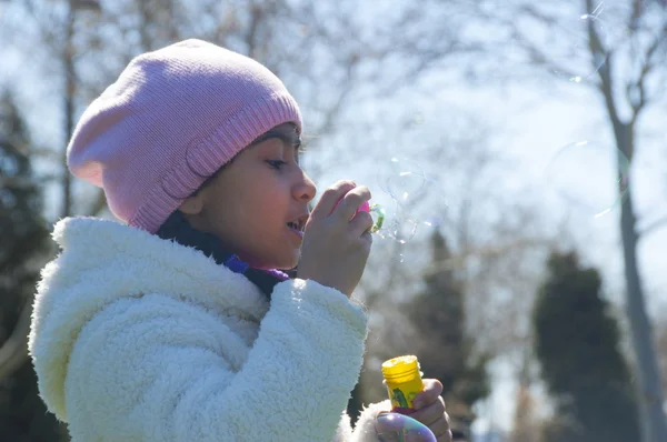 Sweet little girl outdoors — Stock Photo, Image